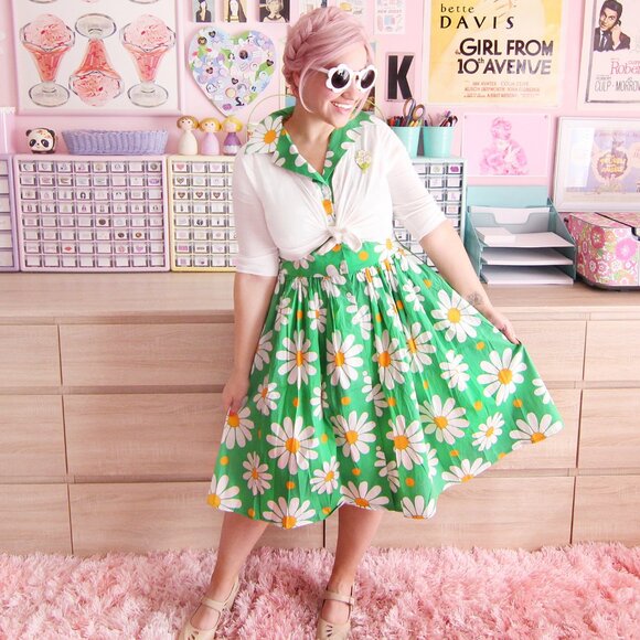 Modcloth Banned Apparel green daisy button up dress size Medium - Picture 3 of 9